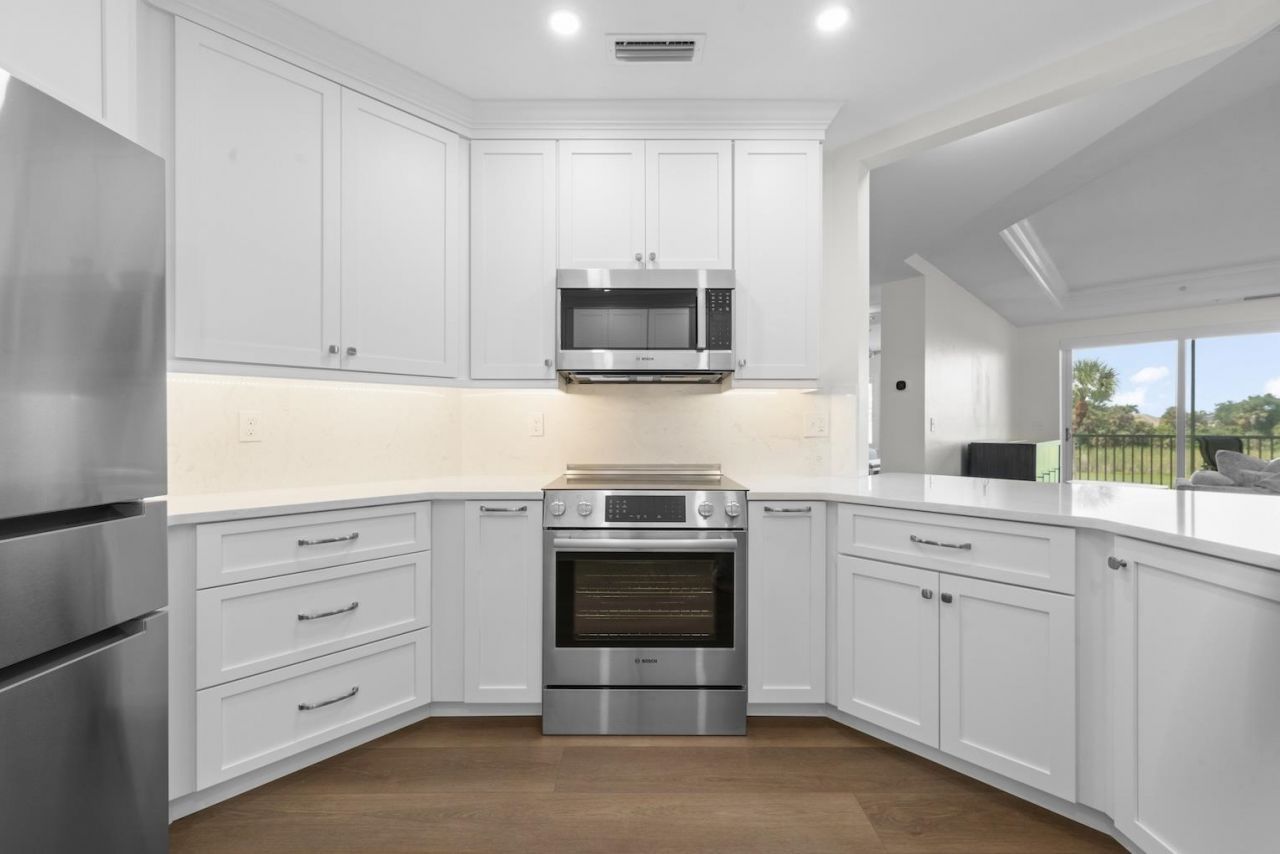 5663 Baltusrol Court, Unit 2B, Sanibel, FL 33957 Photo