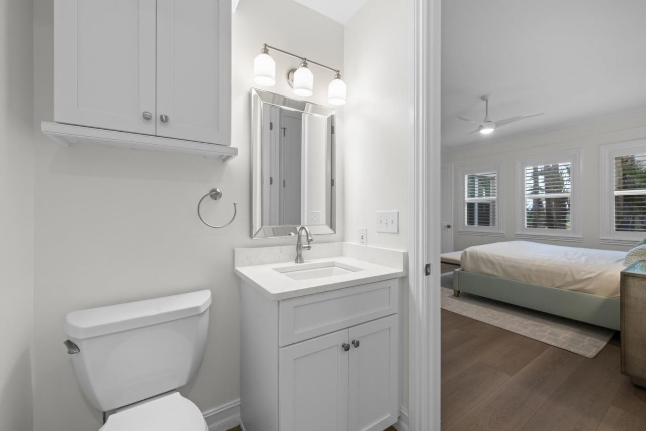 5663 Baltusrol Court, Unit 2B, Sanibel, FL 33957 Photo