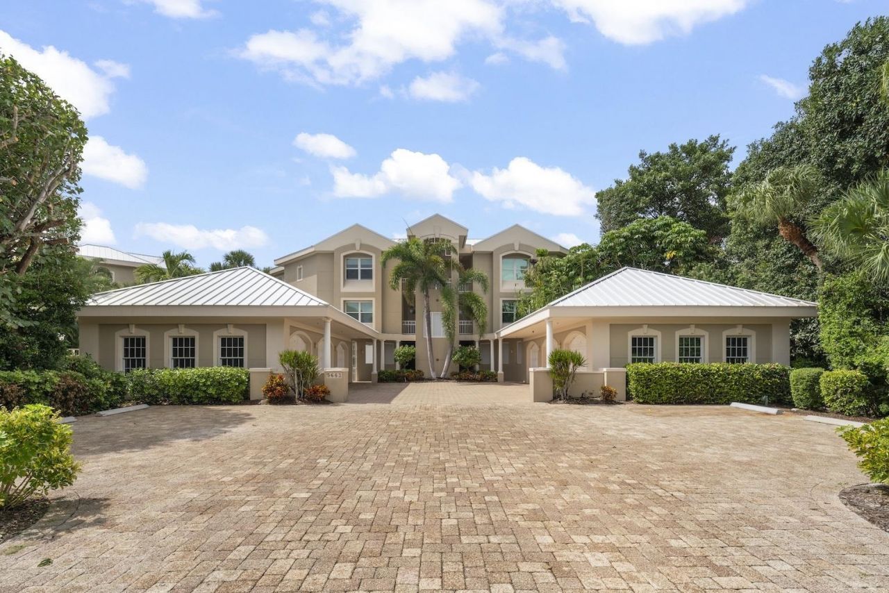 5663 Baltusrol Court, Unit 2B, Sanibel, FL 33957 Photo