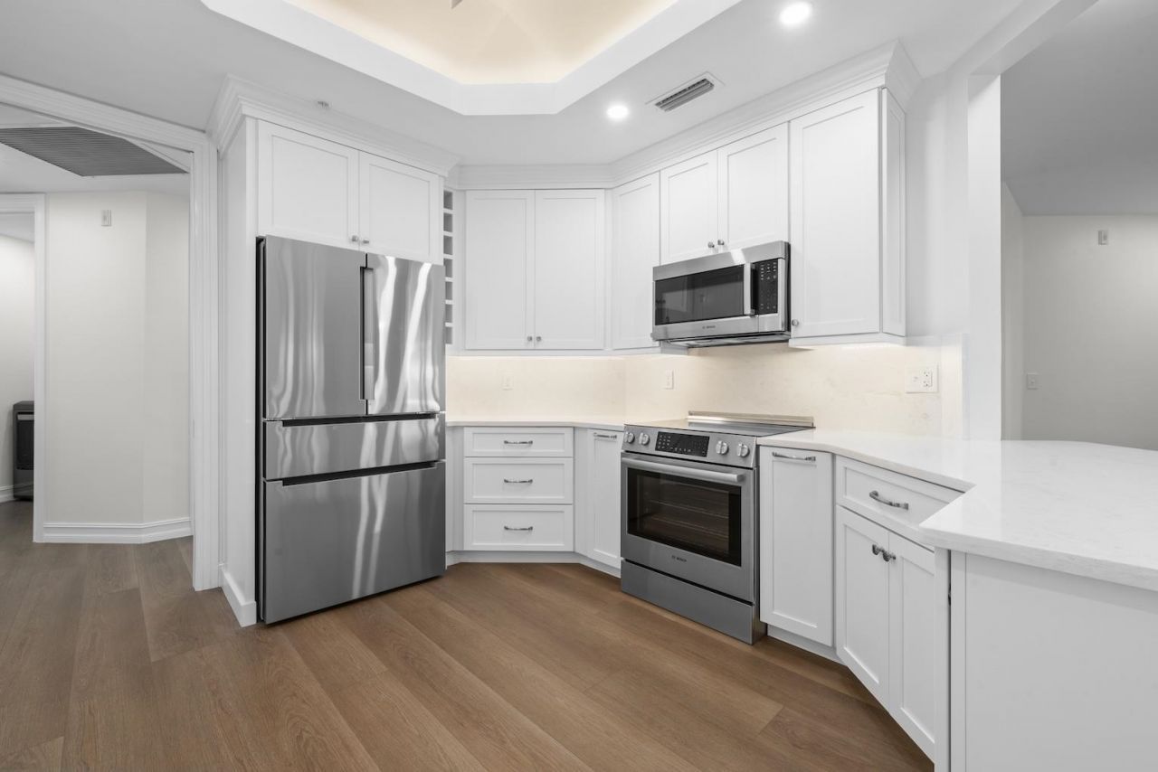 5663 Baltusrol Court, Unit 2B, Sanibel, FL 33957 Photo