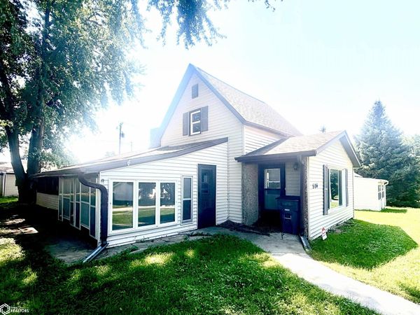 506 Cass Street, Adair, IA 50002