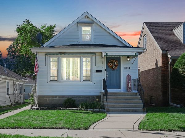 9550 S California Avenue , Evergreen Park, IL 60805