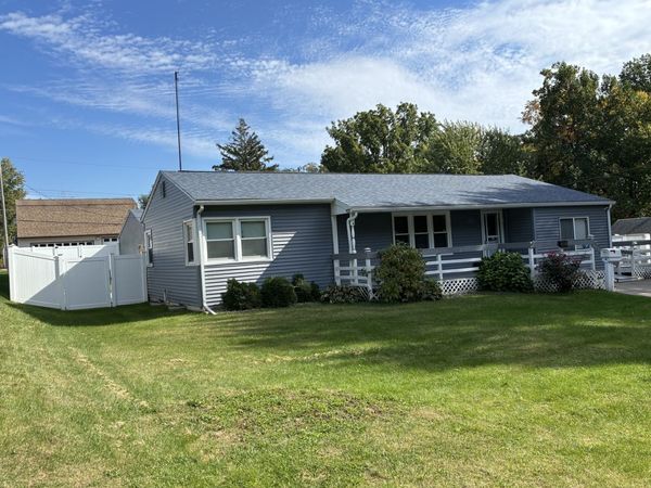 2540 32ND Street , Moline, IL 61265