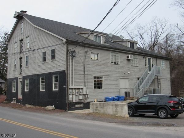 15 Trenton Ave, Unit 1, Frenchtown, NJ 08825
