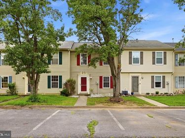 127 GEORGETOWNE COURT, STEPHENS CITY, VA 22655