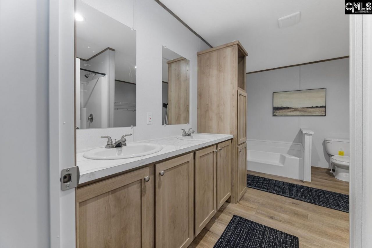 122 Victor Road  Photo 13