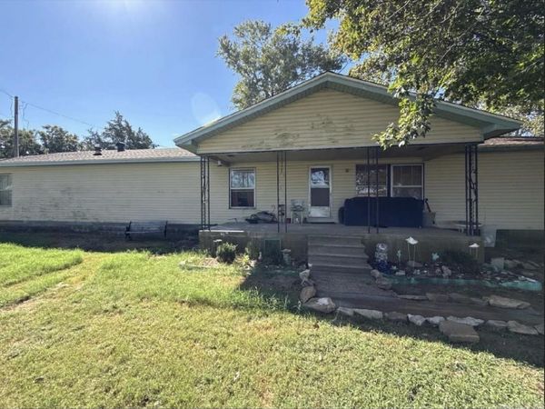 747 County Road 502 , Rector, AR 72461