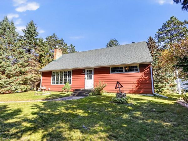 2111 Norway Street , Grand Rapids, MN 55744