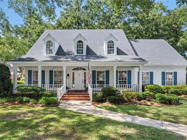 1116 Sutton Court , Mobile, AL 36609
