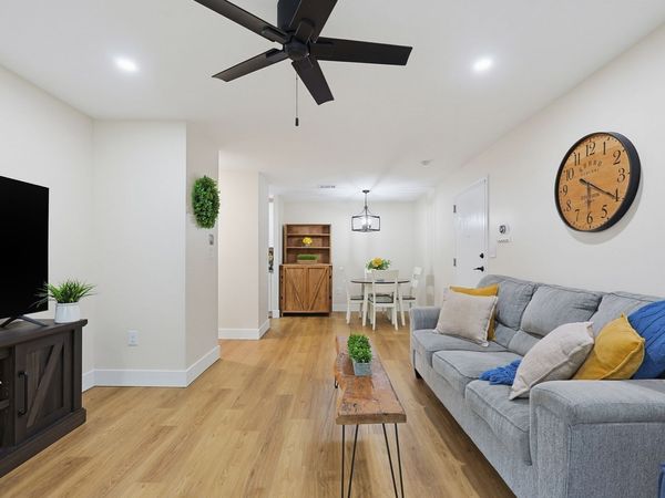 811 Franklin Crossing Rd, Unit 811, Franklin, MA 02038