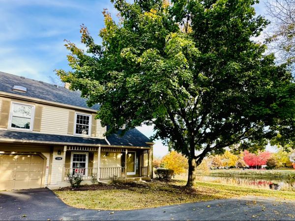 1344 Queensgreen Circle , Naperville, IL 60563