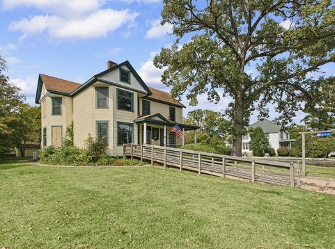 Main Photo