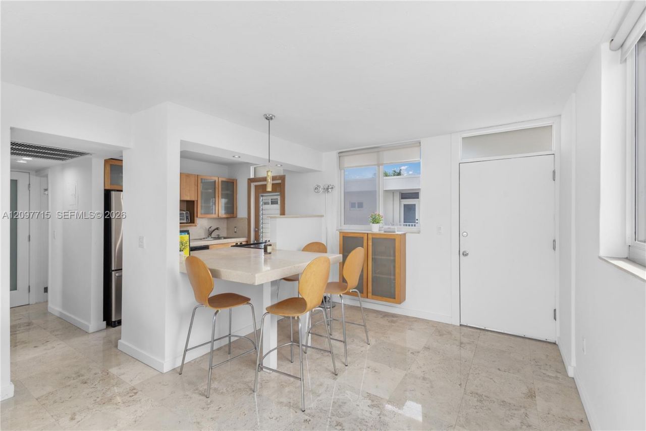 1670 Bay Rd, Unit 6G, Miami Beach, FL 33139 Photo