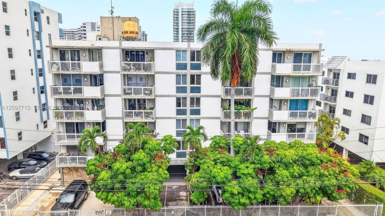 1670 Bay Rd, Unit 6G, Miami Beach, FL 33139 Photo
