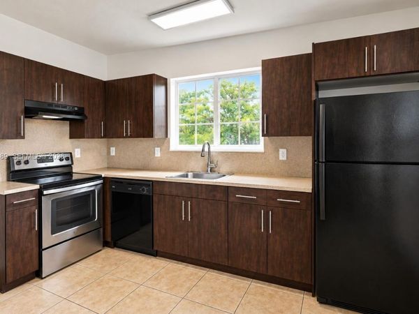 13 S Royal Poinciana Blvd , Unit 20, Miami Springs, FL 33166