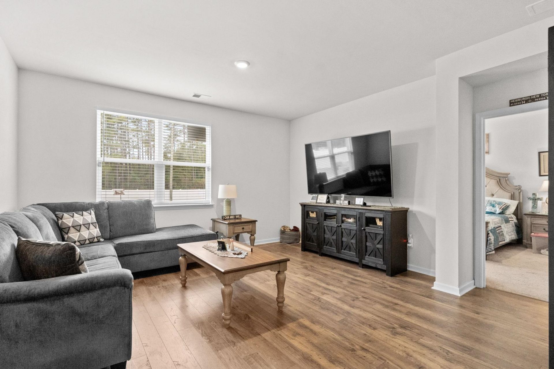 1404 Greenock Ln. Photo 11