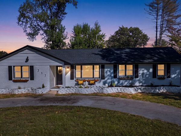 317 McKinney St, Estill Springs, TN 37330