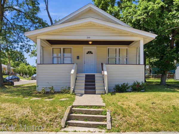290 S Paddock Street, Pontiac, Mi 48342