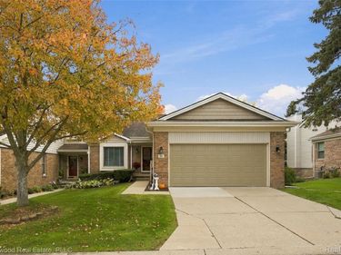 740 Ridgeside Drive , Milford Village, Mi 48381