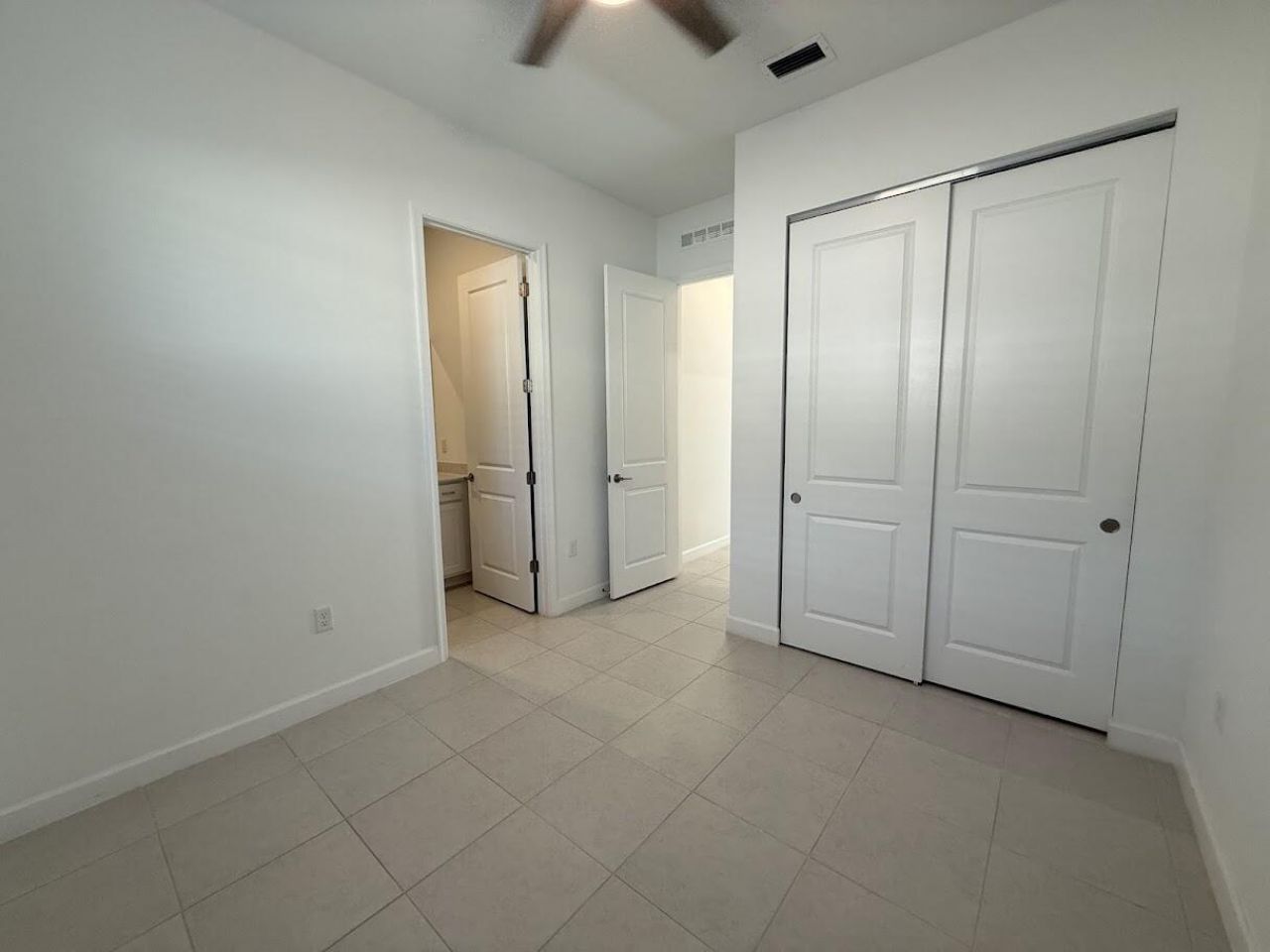 1217 SE Crosswood Way, Port Saint Lucie, FL 34984 Photo
