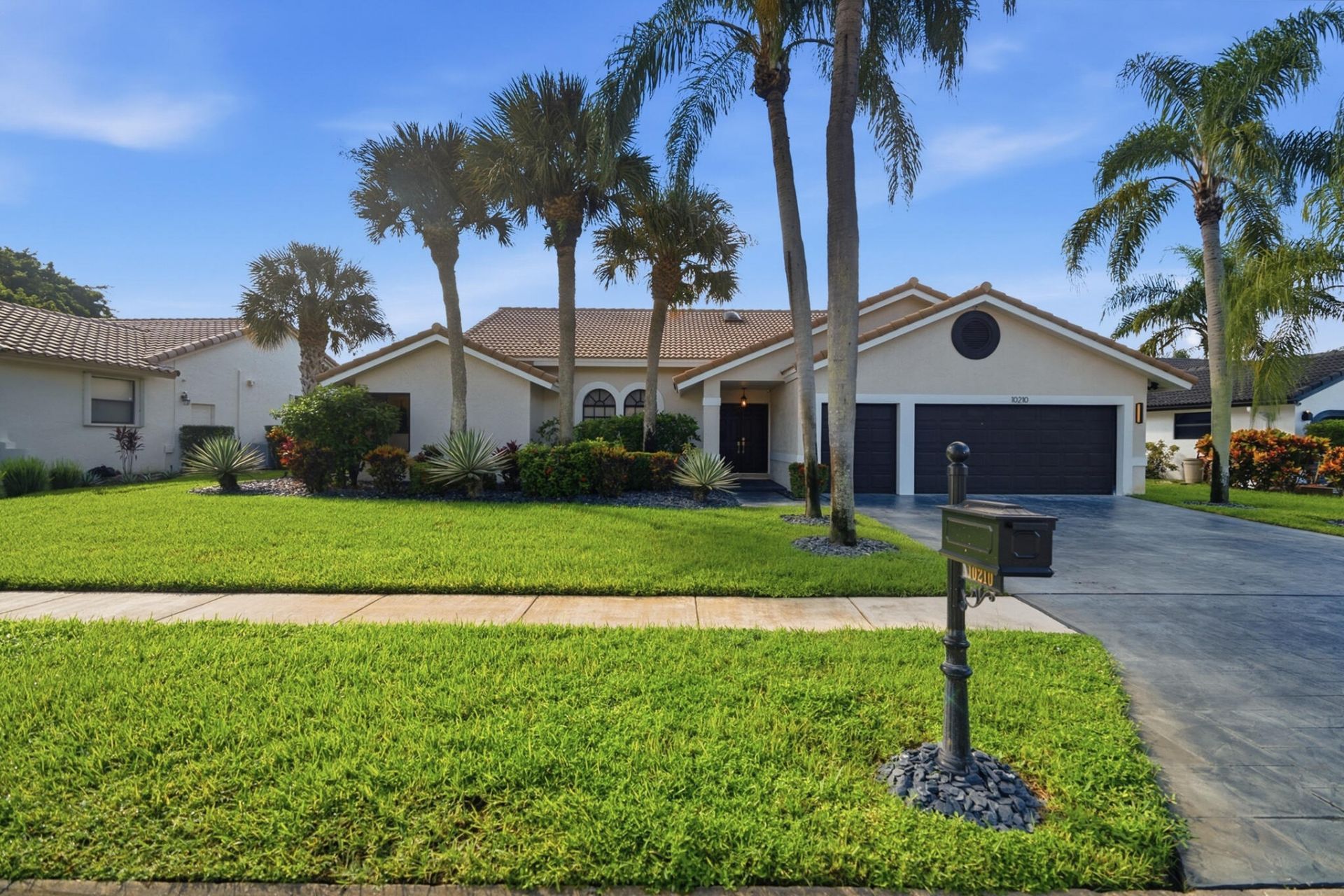 10210 Fresh Meadow Lane, Boca Raton, FL 33498 Photo