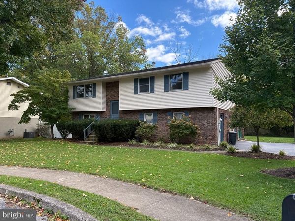 1376 WOODCREST DRIVE , READING, PA 19607