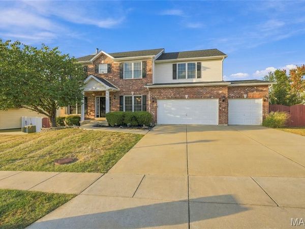 2503 Bear Creek Drive, Wentzville, MO 63385
