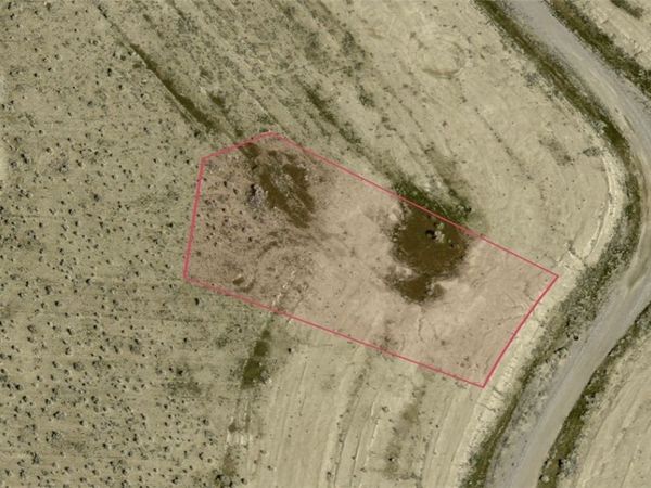 5860 N Bull Canyon Avenue, Pahrump, NV 89060