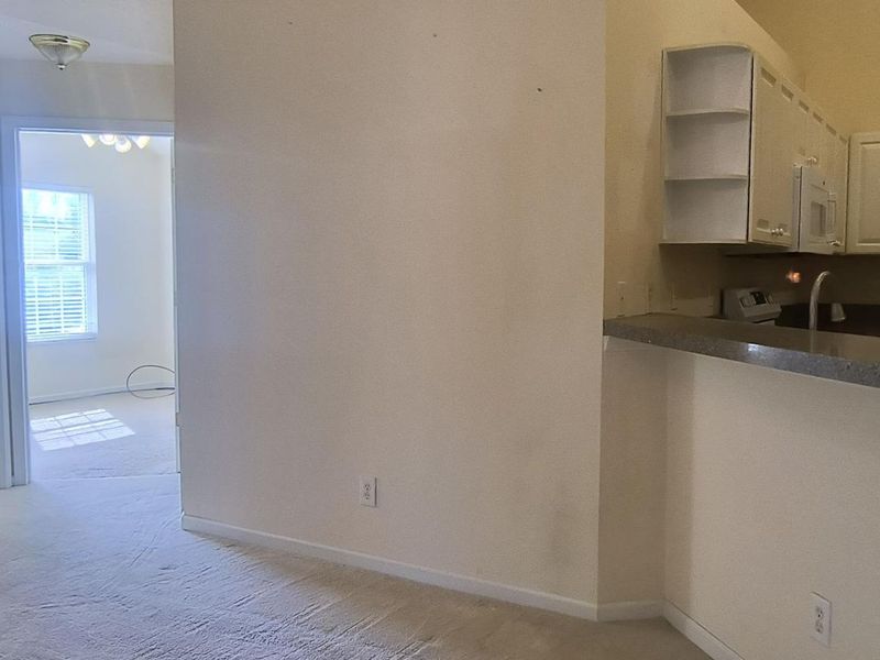 2691 Prestwick Village Circle, Unit 2691, Springfield, OH 45503 Photo 13