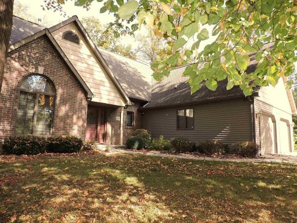 2398 BURNWOOD DRIVE, Oshkosh, WI 54902