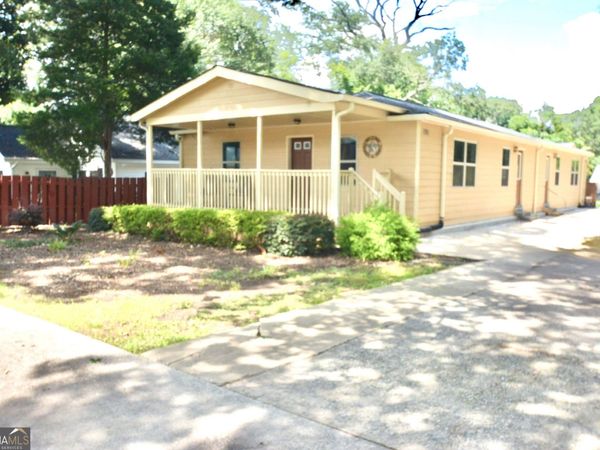 1385 Elizabeth Lane, Unit 100, East Point, GA 30344