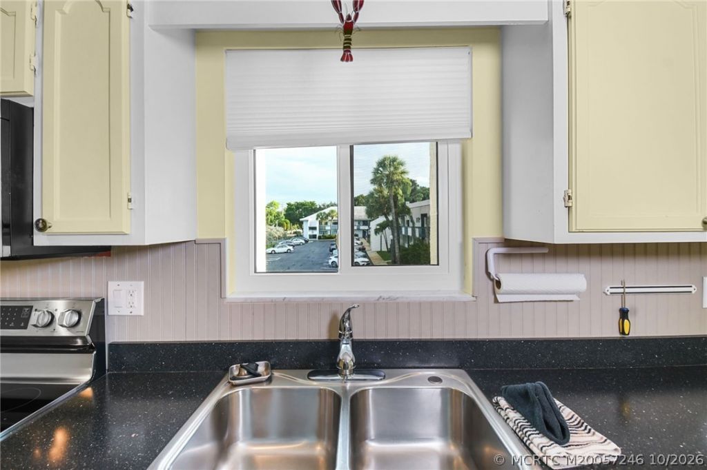175 SE Saint Lucie Boulevard, Unit B82, Stuart, FL 34996 Photo