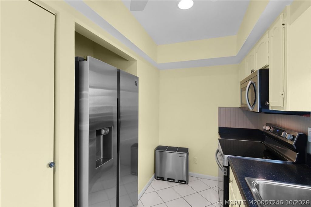175 SE Saint Lucie Boulevard, Unit B82, Stuart, FL 34996 Photo