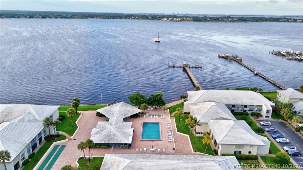 175 SE Saint Lucie Boulevard, Unit B82, Stuart, FL 34996 Photo