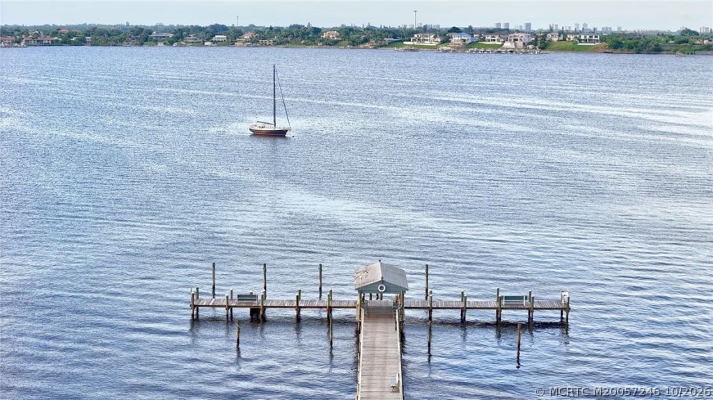 175 SE Saint Lucie Boulevard, Unit B82, Stuart, FL 34996 Photo