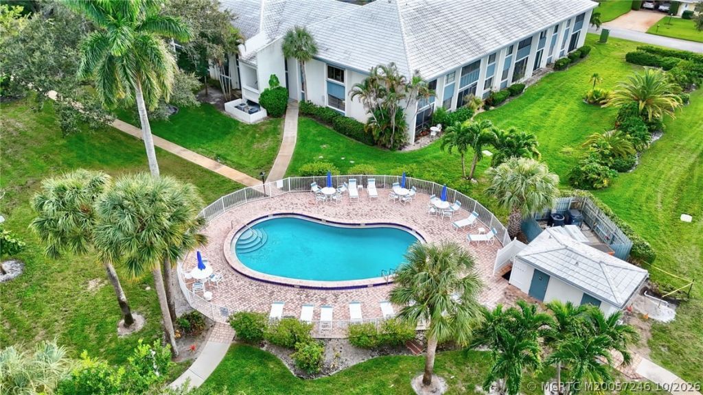 175 SE Saint Lucie Boulevard, Unit B82, Stuart, FL 34996 Photo