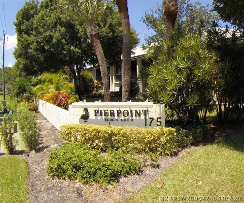 175 SE Saint Lucie Boulevard, Unit B82, Stuart, FL 34996 Photo
