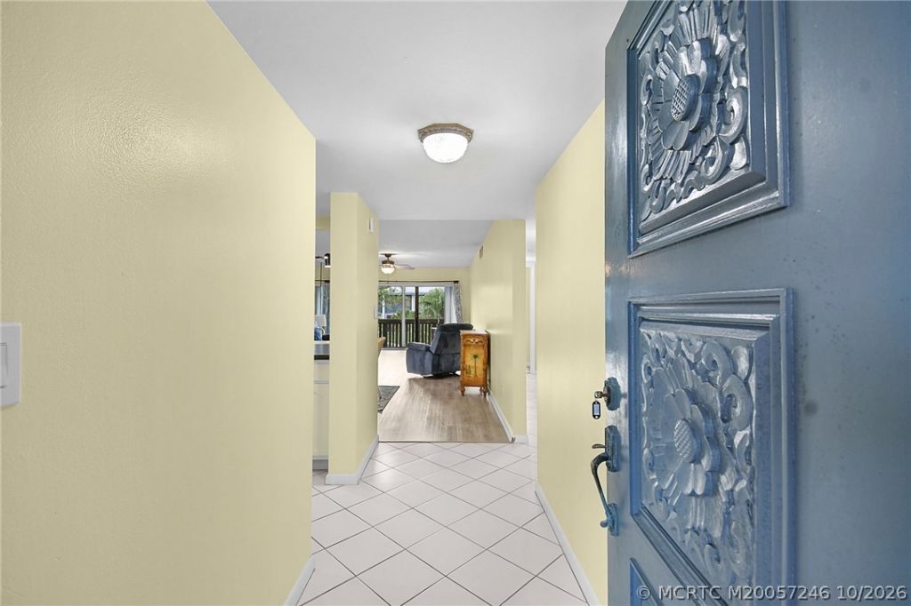 175 SE Saint Lucie Boulevard, Unit B82, Stuart, FL 34996 Photo