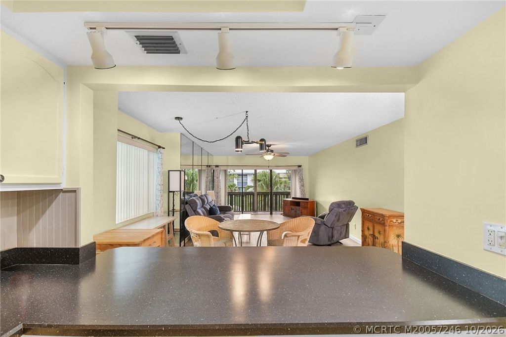 175 SE Saint Lucie Boulevard, Unit B82, Stuart, FL 34996 Photo