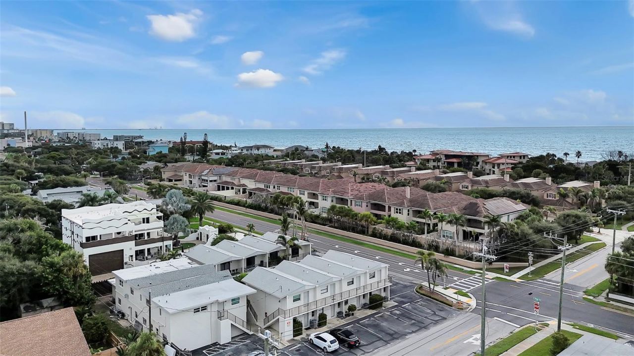 382 S Orlando Avenue , Cocoa Beach, FL 32931 Photo