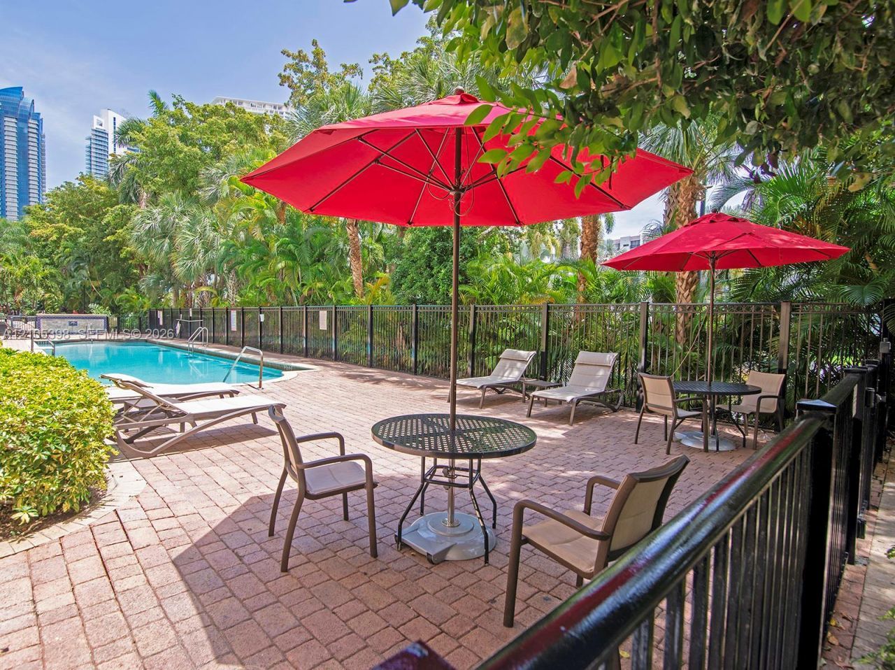 17125 N Bay Rd, Unit 3307, Sunny Isles Beach, FL 33160 Photo