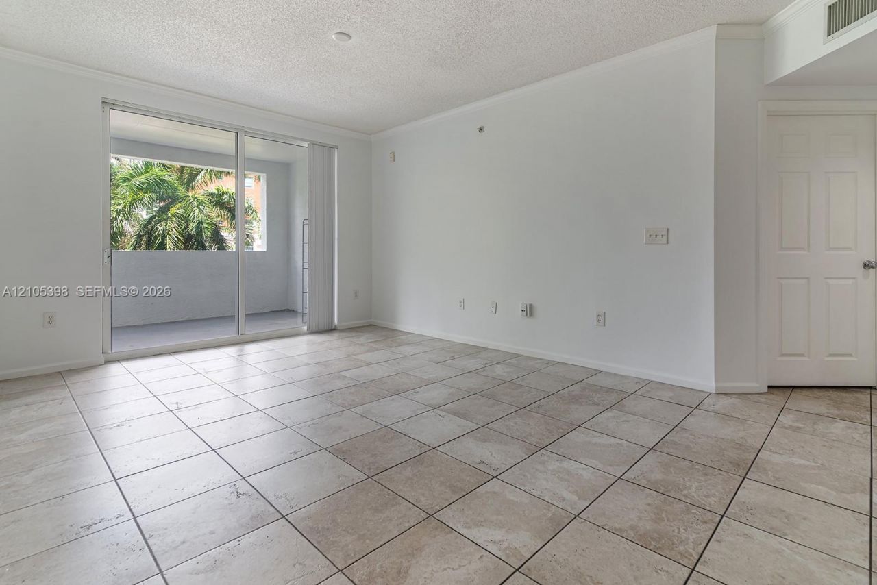 17125 N Bay Rd, Unit 3307, Sunny Isles Beach, FL 33160 Photo
