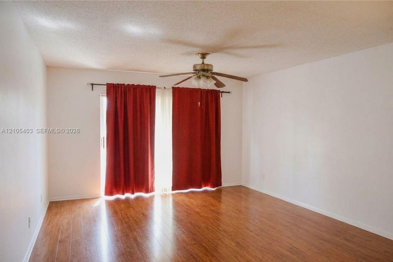 200 Ashbury Rd , Unit 203, Hollywood, FL 33024 Photo