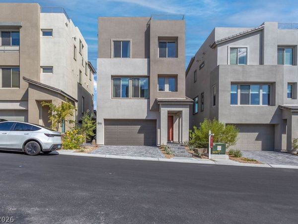 11568 Midnight Melody Avenue , Las Vegas, NV 89138