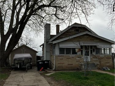 3831 S 35th Street, Omaha, NE 68107
