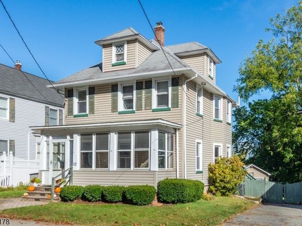 10 New St, Butler, NJ 07405