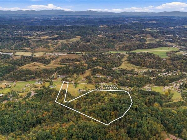3028 Princeton Road, Kingsport, TN 37660