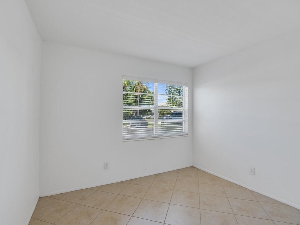 1845 Robalo Drive, Unit 106D, Vero Beach, FL 32960 Photo
