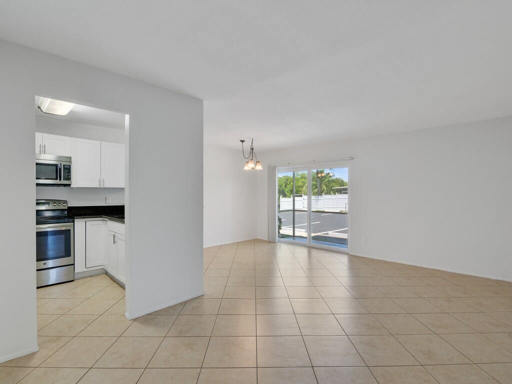 1845 Robalo Drive, Unit 106D, Vero Beach, FL 32960 Photo