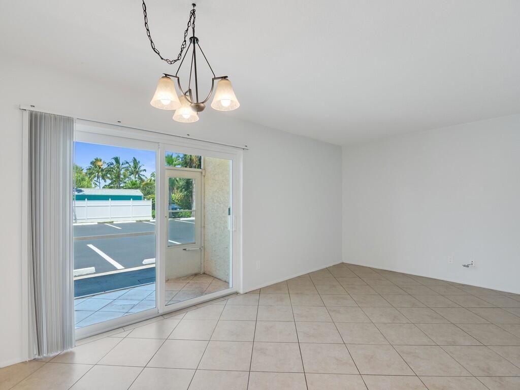 1845 Robalo Drive, Unit 106D, Vero Beach, FL 32960 Photo